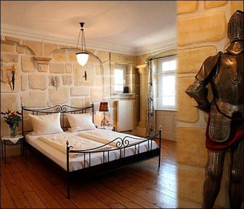 Hotel Knopf Und Knopf Erlebniswelt Warthausen Zimmer foto